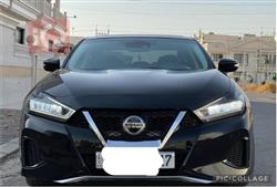 Nissan Maxima